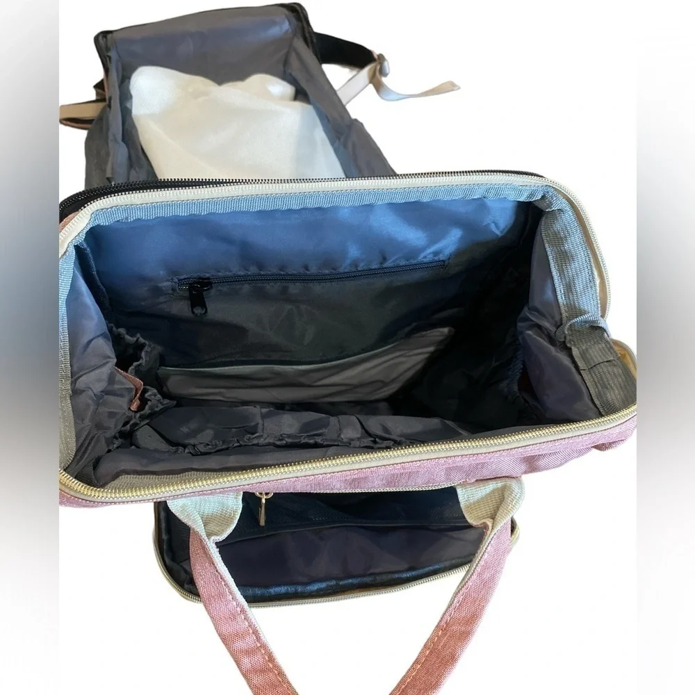 Brand New Travel Diaper Bag Back Pack 3 in 1 Foldable Bed